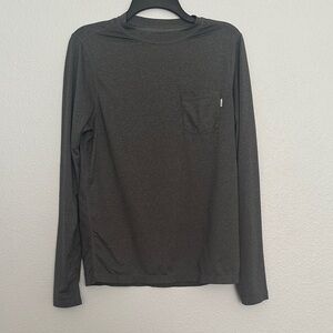 Vuori Men's Charcoal Long Sleeve Tee